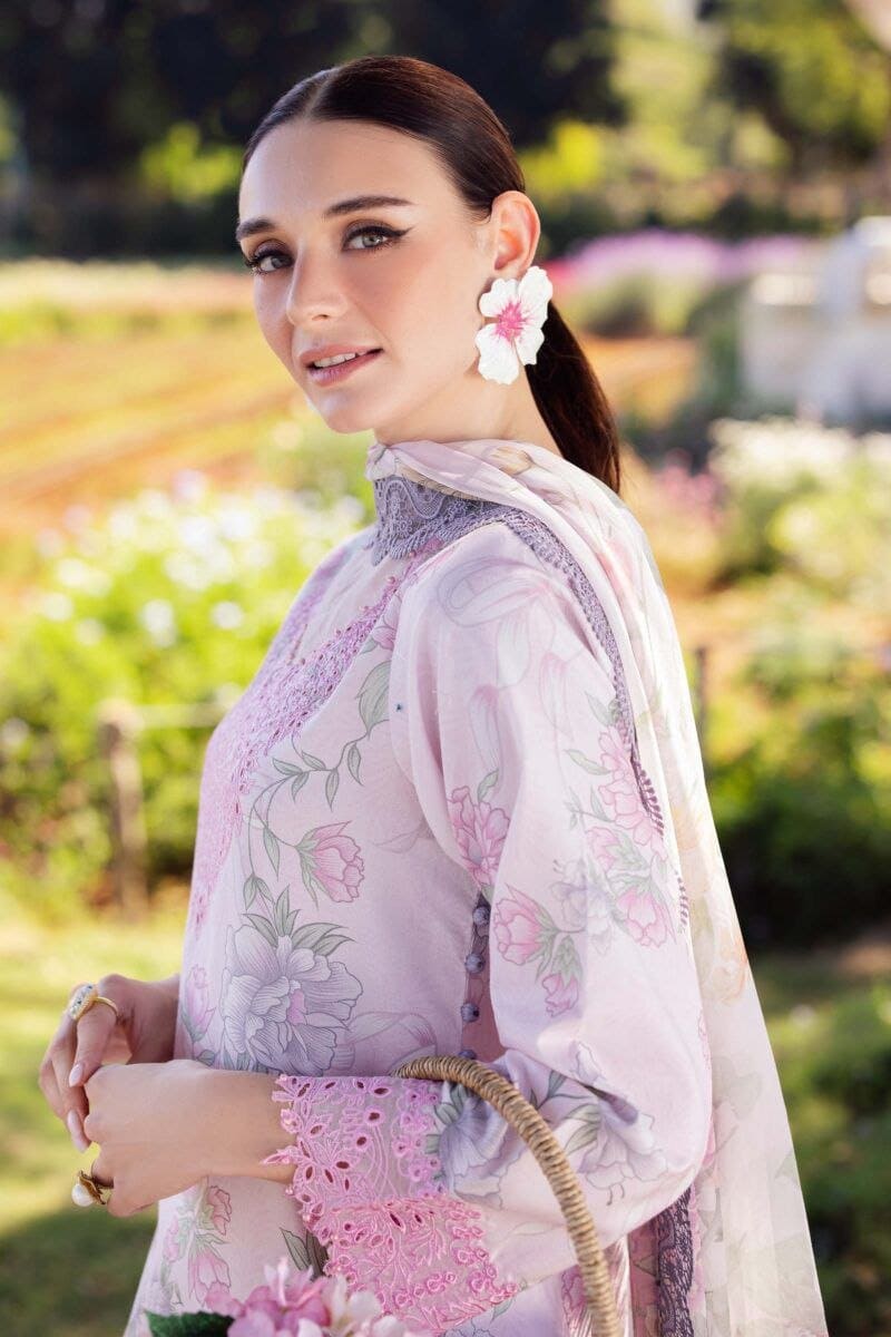 Parizaad Shabnam Elegant Lawn Wear Set