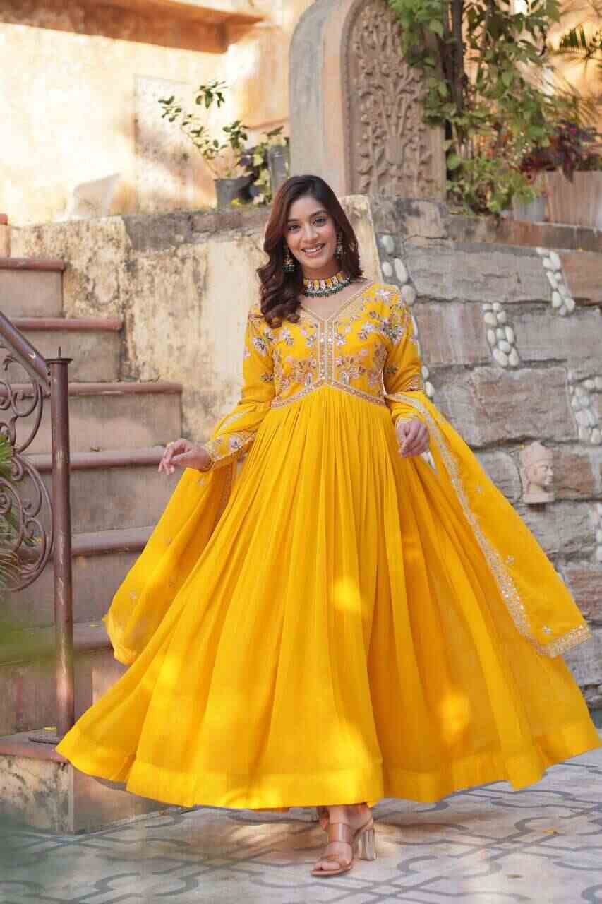 Zari Sequins Embroidered Faux Blooming Gown Set