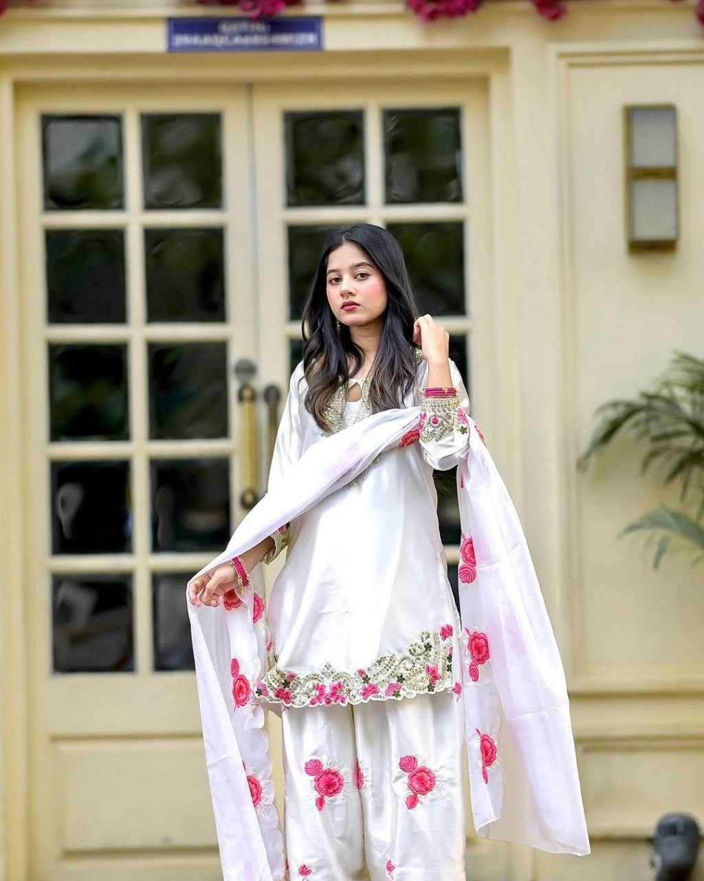 Afsana Embroidered Farshi Salwar Set
