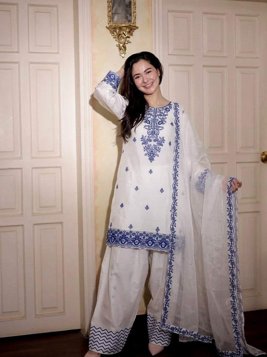 Riwaayat - Classic Pakistani Farshi Salwar
