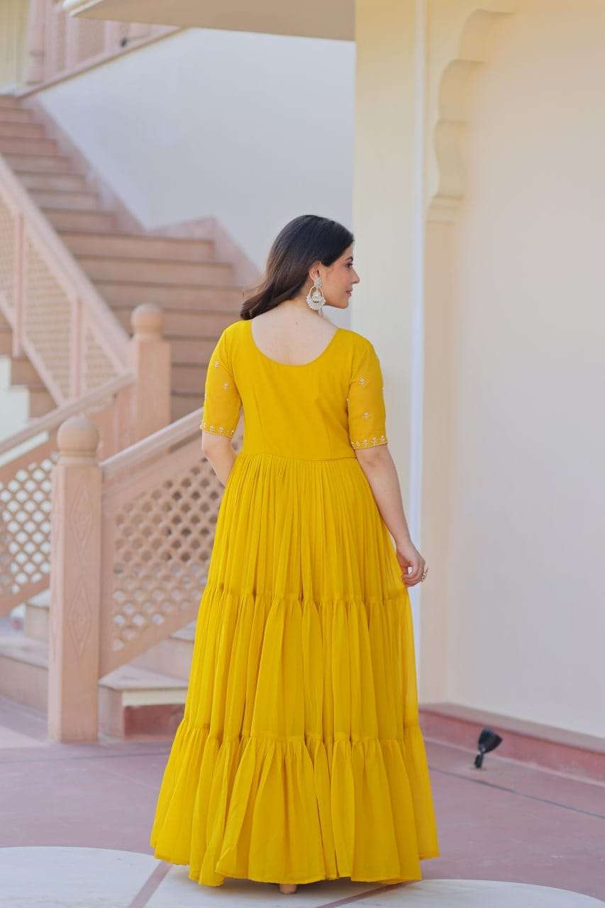 Sultana Bloom Grand 12 MTR Flair Occasion Gown